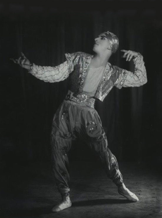 Ермолаев — Солор («Баядерка»). Фото из музея Большого театра.