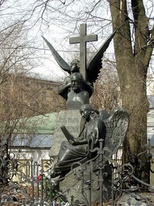 Могила Чайковского в Александро-Невской лавре
