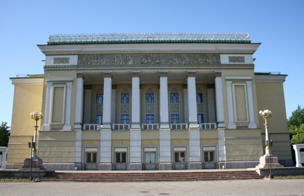 Казахский театр оперы и балета имени Абая (Kazakh Opera and Ballet Theater)